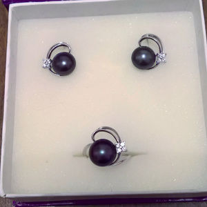 NWT Silver and Natural Pearl Earrings and Ring Set